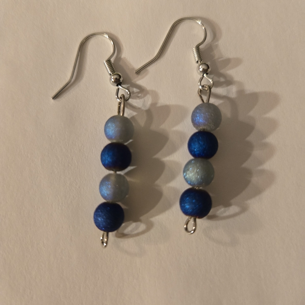 Hand crafted blue bead earring